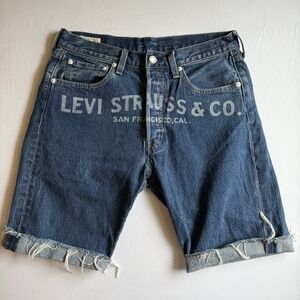 Levi's 501 Irregular Knee Length Jean‎ Shorts, Button Fly 5-Pocket, Unisex 32"